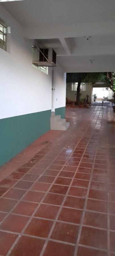 Apartamento Espacoso Com Estacionamento Incluido 伊瓜苏 外观 照片