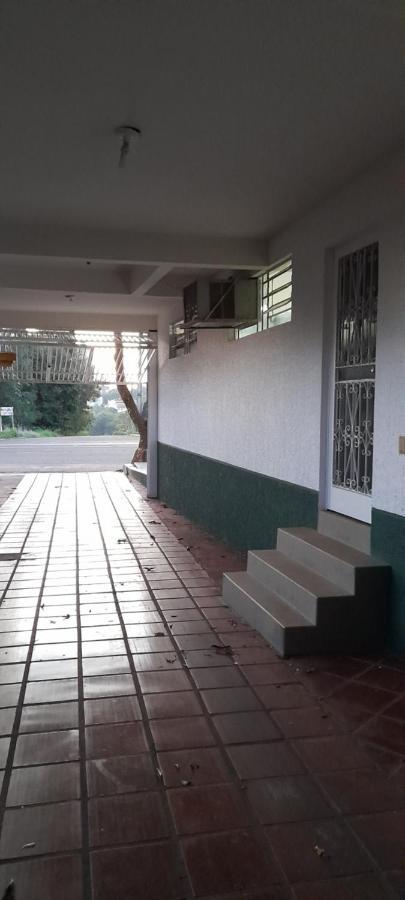 Apartamento Espacoso Com Estacionamento Incluido 伊瓜苏 外观 照片