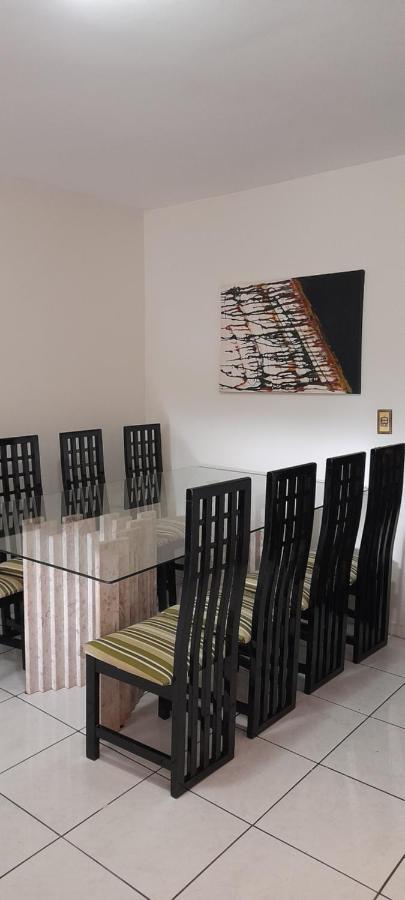 Apartamento Espacoso Com Estacionamento Incluido 伊瓜苏 外观 照片